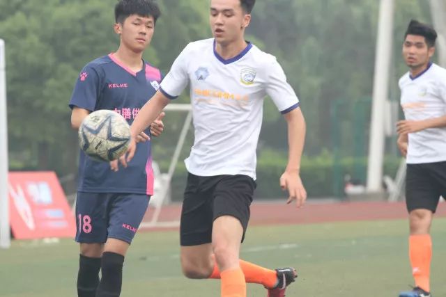 ESPN：皇马对签下罗德里持乐观态度，他们认为曼城会先寻找替代者